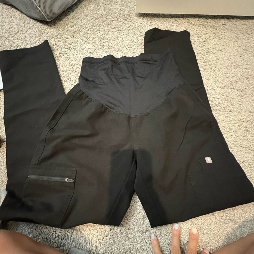Figs Maternity set
